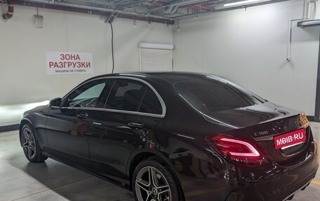 Mercedes-Benz C-Класс, 2018 год, 2 950 000 рублей, 4 фотография