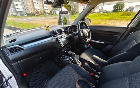 Suzuki Swift V, 2018 год, 1 100 000 рублей, 10 фотография