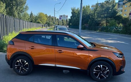 Peugeot 2008 II, 2021 год, 2 099 000 рублей, 4 фотография