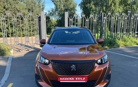 Peugeot 2008 II, 2021 год, 2 099 000 рублей, 2 фотография