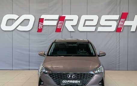 Hyundai Solaris II рестайлинг, 2021 год, 1 590 000 рублей, 2 фотография