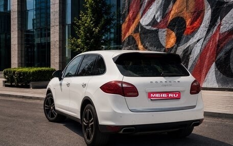 Porsche Cayenne III, 2011 год, 2 950 000 рублей, 2 фотография