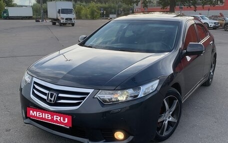 Honda Accord VIII рестайлинг, 2012 год, 1 245 000 рублей, 2 фотография