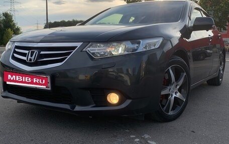 Honda Accord VIII рестайлинг, 2012 год, 1 245 000 рублей, 3 фотография