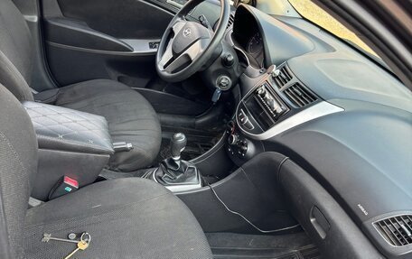 Hyundai Solaris II рестайлинг, 2014 год, 730 000 рублей, 2 фотография