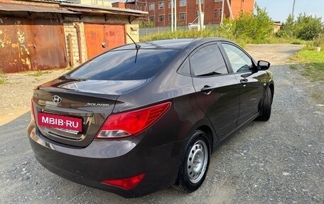 Hyundai Solaris II рестайлинг, 2014 год, 730 000 рублей, 3 фотография