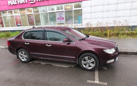 Skoda Superb III рестайлинг, 2012 год, 1 000 000 рублей, 7 фотография