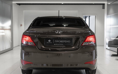 Hyundai Solaris II рестайлинг, 2015 год, 875 000 рублей, 6 фотография