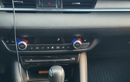 Mazda 6, 2019 год, 2 100 000 рублей, 13 фотография