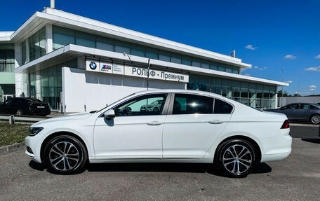 Volkswagen Passat B8 рестайлинг, 2019 год, 2 197 000 рублей, 9 фотография