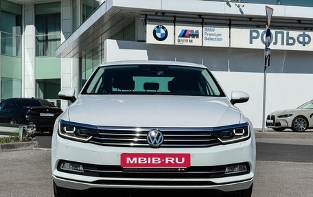 Volkswagen Passat B8 рестайлинг, 2019 год, 2 197 000 рублей, 3 фотография