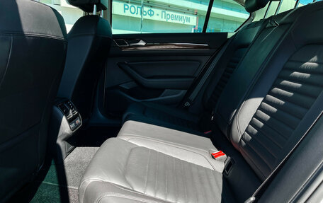 Volkswagen Passat B8 рестайлинг, 2019 год, 2 197 000 рублей, 11 фотография