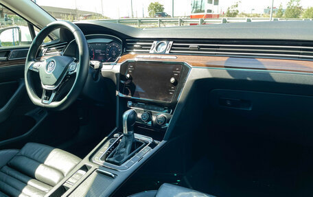 Volkswagen Passat B8 рестайлинг, 2019 год, 2 197 000 рублей, 10 фотография
