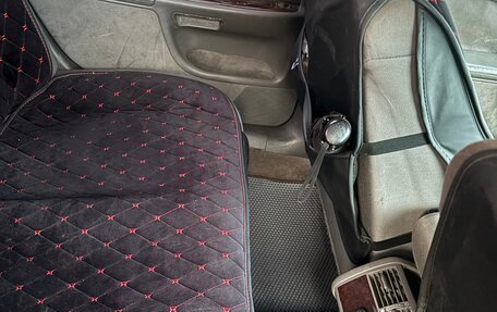 Audi A8, 2001 год, 650 000 рублей, 17 фотография