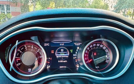 Dodge Challenger III рестайлинг 2, 2018 год, 3 850 000 рублей, 7 фотография