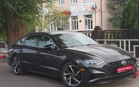 Hyundai Sonata VIII, 2021 год, 2 650 000 рублей, 1 фотография