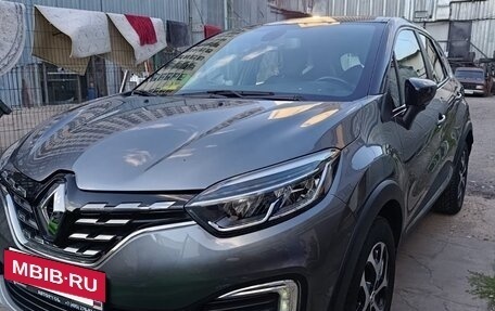 Renault Kaptur I рестайлинг, 2021 год, 1 750 000 рублей, 5 фотография