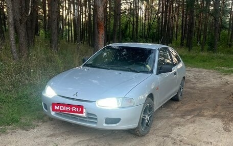 Mitsubishi Colt VI рестайлинг, 1996 год, 238 000 рублей, 5 фотография