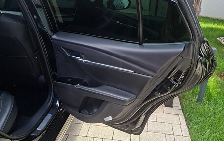 Toyota Camry, 2024 год, 3 500 000 рублей, 10 фотография