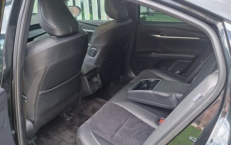 Toyota Camry, 2024 год, 3 500 000 рублей, 19 фотография