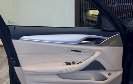 BMW 5 серия, 2020 год, 3 550 000 рублей, 10 фотография