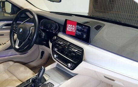 BMW 5 серия, 2020 год, 3 550 000 рублей, 26 фотография