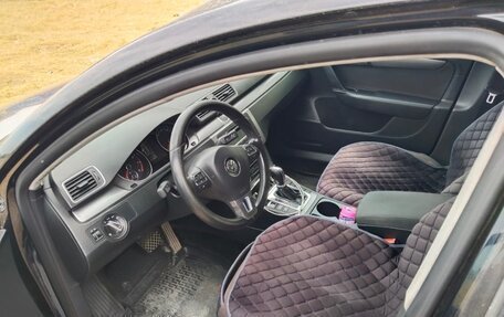 Volkswagen Passat B7, 2011 год, 790 000 рублей, 4 фотография