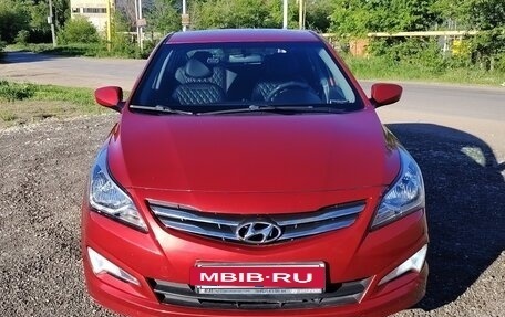 Hyundai Solaris II рестайлинг, 2016 год, 1 500 000 рублей, 3 фотография