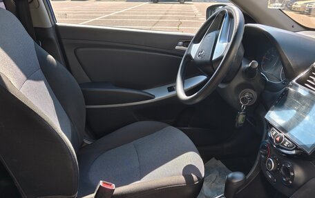 Hyundai Solaris II рестайлинг, 2012 год, 820 000 рублей, 7 фотография