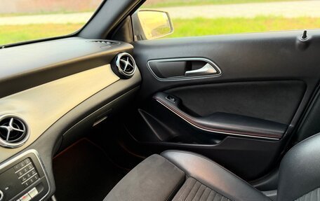 Mercedes-Benz GLA, 2019 год, 2 400 000 рублей, 16 фотография