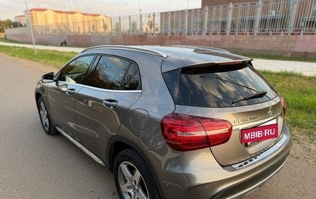 Mercedes-Benz GLA, 2019 год, 2 400 000 рублей, 17 фотография