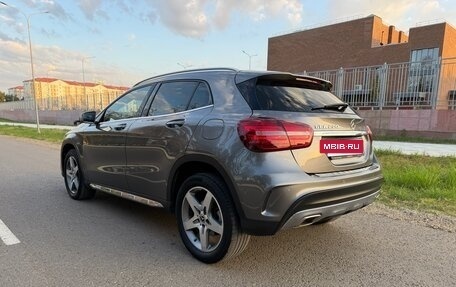 Mercedes-Benz GLA, 2019 год, 2 400 000 рублей, 36 фотография