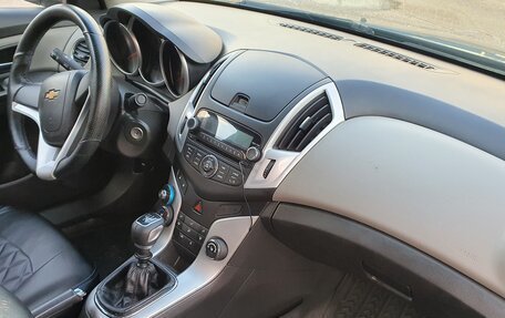 Chevrolet Cruze II, 2015 год, 670 000 рублей, 6 фотография
