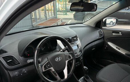 Hyundai Solaris II рестайлинг, 2015 год, 1 180 000 рублей, 10 фотография