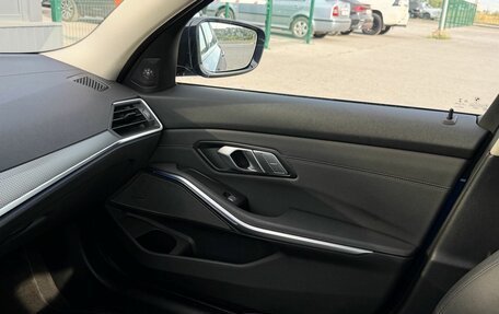 BMW 3 серия, 2021 год, 3 200 000 рублей, 20 фотография