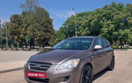 KIA cee'd I рестайлинг, 2008 год, 500 000 рублей, 2 фотография
