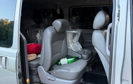 Hyundai Grand Starex Grand Starex I рестайлинг 2, 2011 год, 1 700 000 рублей, 9 фотография