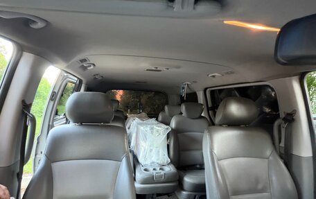Hyundai Grand Starex Grand Starex I рестайлинг 2, 2011 год, 1 700 000 рублей, 11 фотография