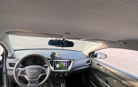 Hyundai Solaris II рестайлинг, 2018 год, 1 050 000 рублей, 6 фотография