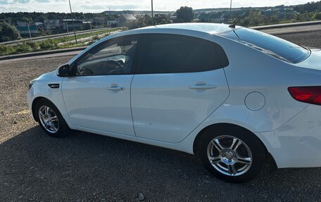 KIA Rio III рестайлинг, 2014 год, 750 000 рублей, 4 фотография