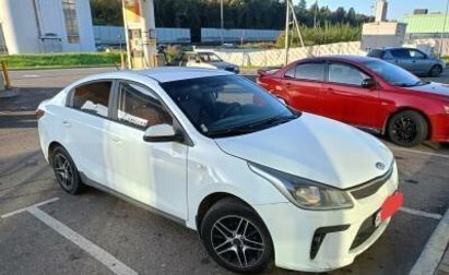 KIA Rio IV, 2019 год, 950 000 рублей, 1 фотография