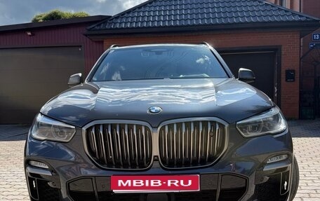 BMW X5, 2019 год, 5 600 000 рублей, 1 фотография