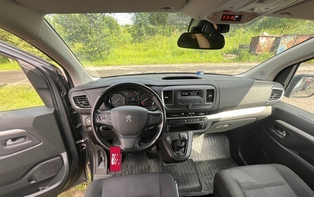 Peugeot Traveller I, 2019 год, 2 690 000 рублей, 7 фотография