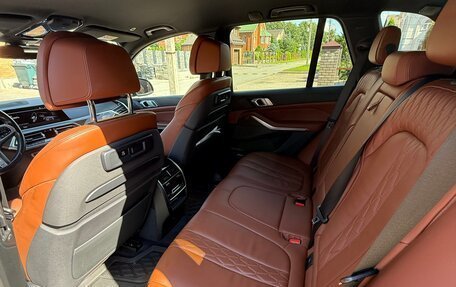 BMW X5, 2019 год, 5 600 000 рублей, 11 фотография