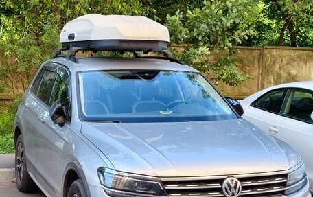 Volkswagen Tiguan II, 2020 год, 2 550 000 рублей, 2 фотография