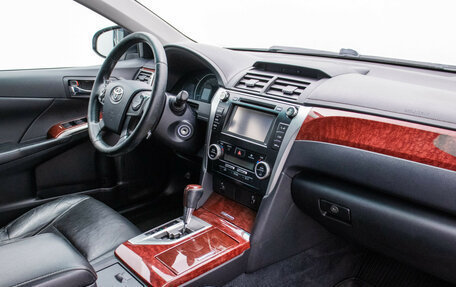 Toyota Camry, 2013 год, 1 570 000 рублей, 11 фотография