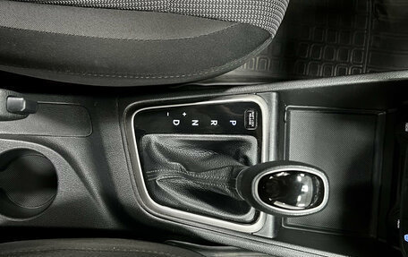 Hyundai Solaris II рестайлинг, 2019 год, 1 450 000 рублей, 14 фотография