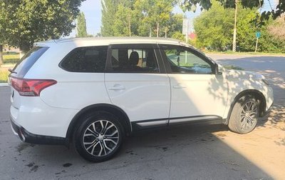 Mitsubishi Outlander III рестайлинг 3, 2016 год, 2 300 000 рублей, 1 фотография