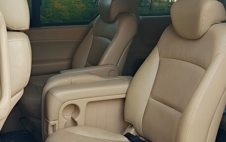 Hyundai Grand Starex Grand Starex I рестайлинг 2, 2011 год, 1 700 000 рублей, 6 фотография