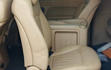 Hyundai Grand Starex Grand Starex I рестайлинг 2, 2011 год, 1 700 000 рублей, 8 фотография